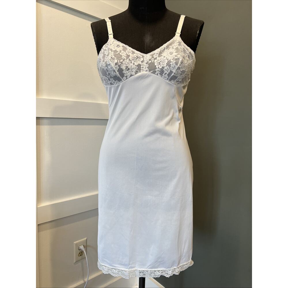 Vtg 60s Sears “Doesn’t Slip” Slip White Lace Boat‎ And Trim 36 Average